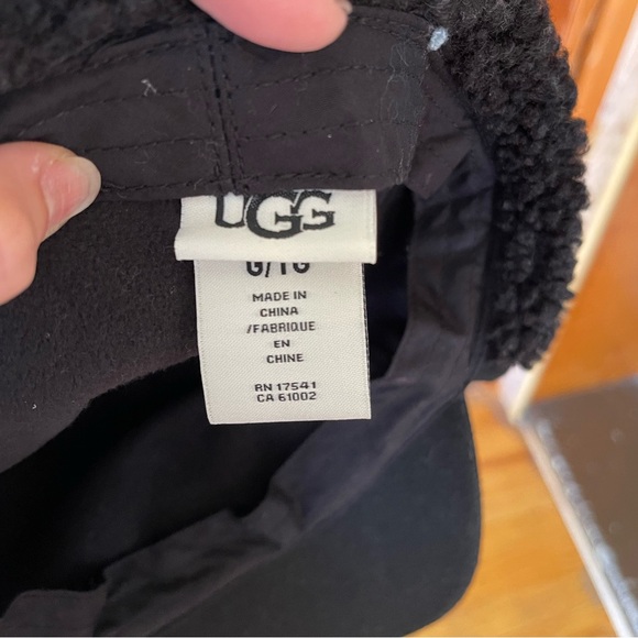 UGG Wool Blend Cap Hat With Sherpa Earflap Black Trapper Mens Size L/XL New - Picture 6 of 9